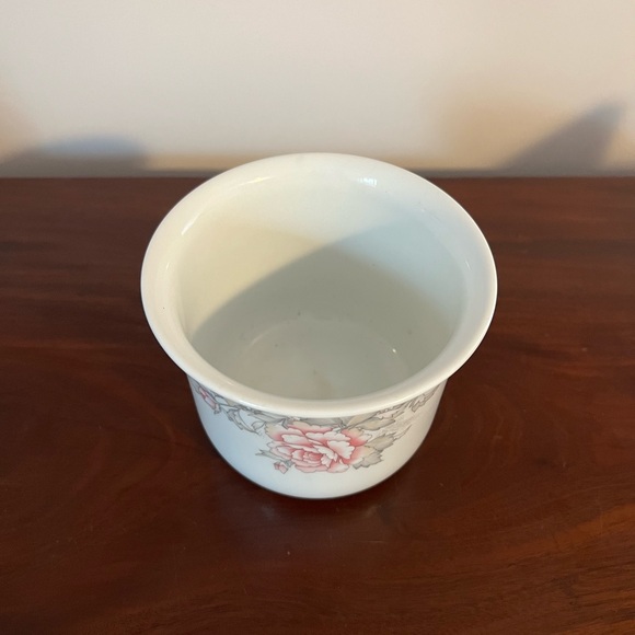 Vintage Floral Cachepot - Picture 4 of 7